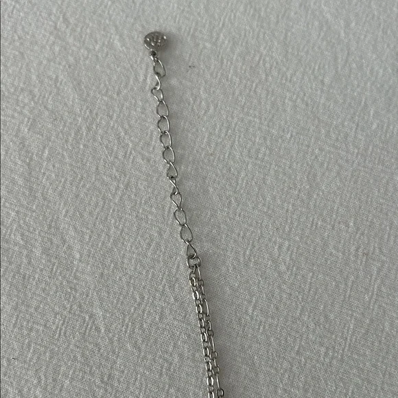 Elegant Silver Chain Necklace - Picture 3 of 6